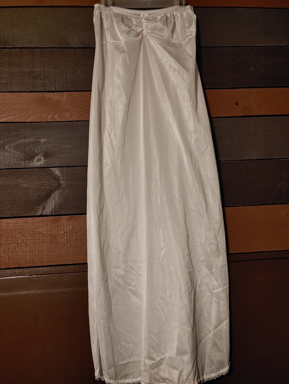 NWOT XL White Strapless Full Long Slip